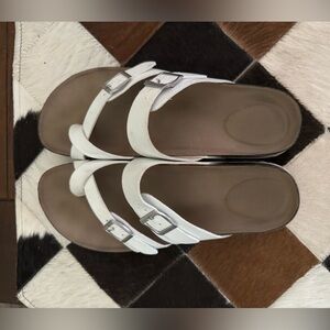 Madden girl sandals